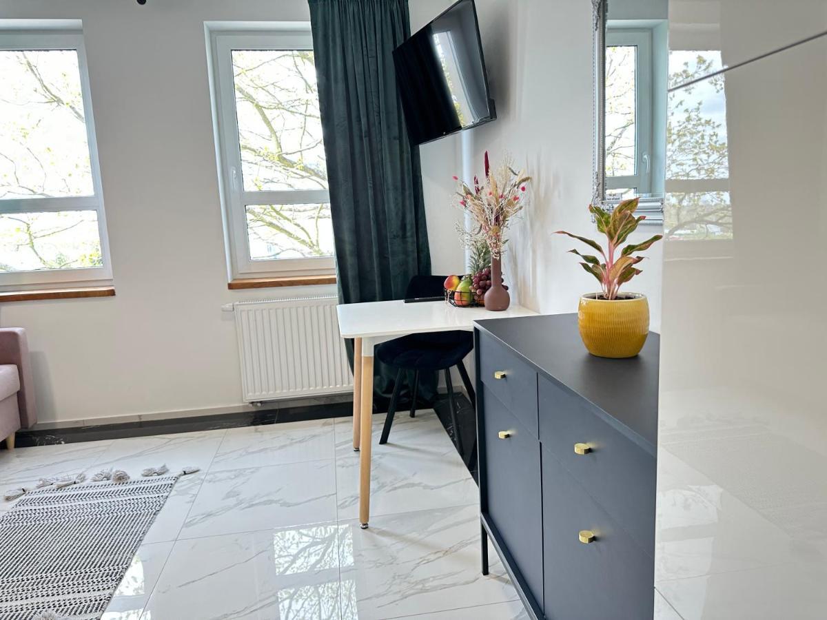 Moveen! Wynajem Apartamentow We Wroclawiu! 10 Minut Od Centrum Esterno foto