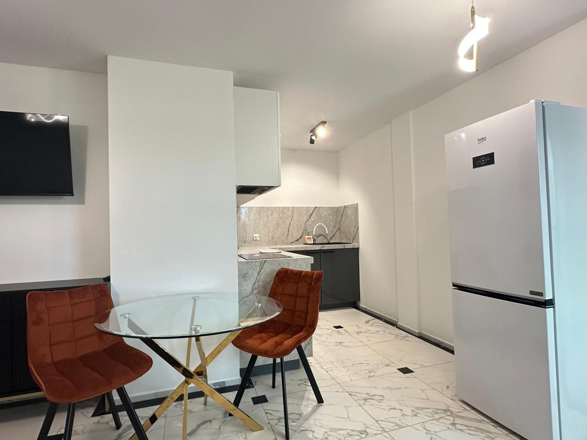 Moveen! Wynajem Apartamentow We Wroclawiu! 10 Minut Od Centrum Esterno foto